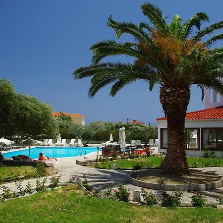 Astron Hotel 3*