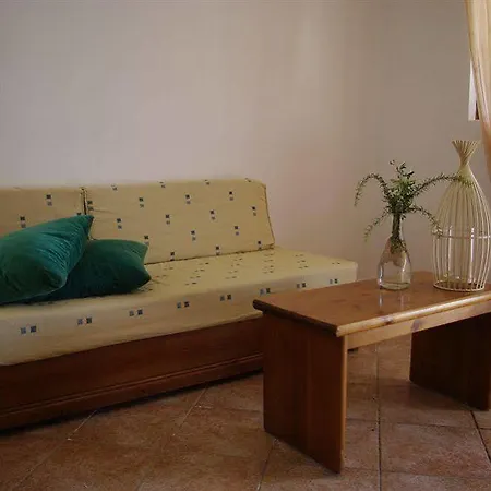 Astron Hotel 3*